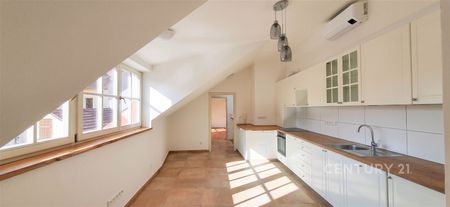 Pronájem bytu 2+1 83 m², náměstí Krále Vladislava 111, Velvary - Photo 4