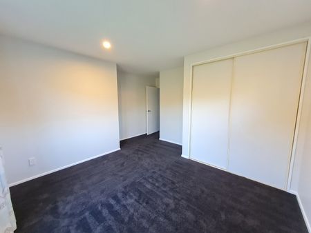 10 Sedgemoor Close, Burwood Christchurch - Photo 2