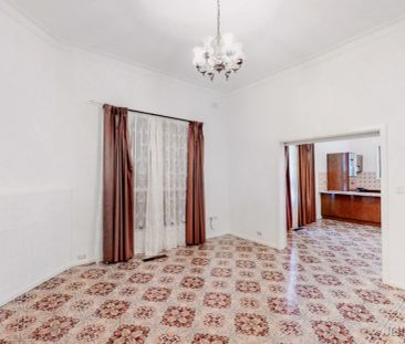 3 Bed, 1 Bath - Photo 1