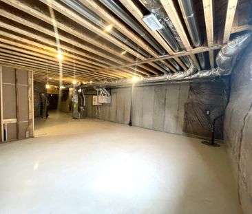 For Lease - 1471 Blackmore Street, Innisfil, Ontario - Photo 4