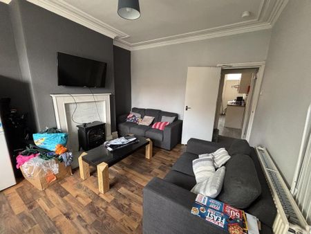 4 bedroom house to rent - Photo 2