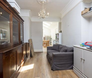 5 bedroom property to rent - Photo 2