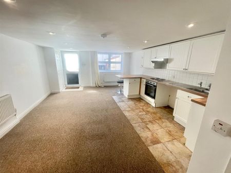 Longreach Cottage, 18 Orchard Place, Weston-Super-Mare - Photo 3