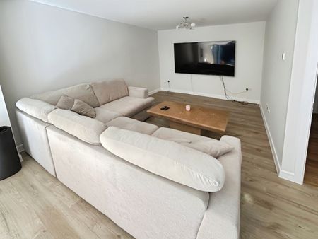 Woodland Avenue, Hutton, CM13 - Photo 3