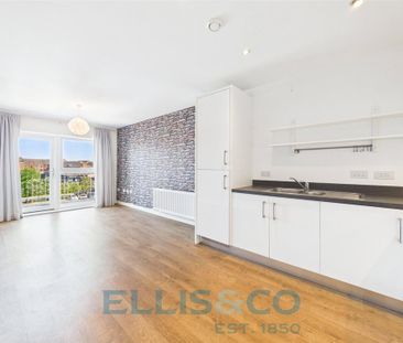 2 bedroom apartment to rent - Photo 4