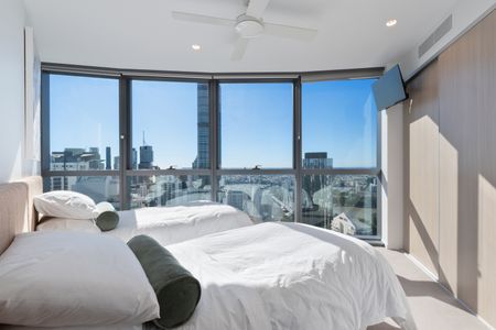 3411/8 Margaret Street, Brisbane City QLD 4000 - Apartment For Rent | Domain - Photo 2