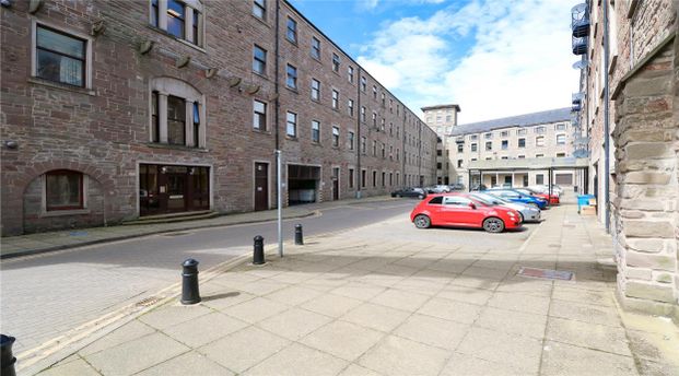 Pleasance Court, Dundee - Photo 1