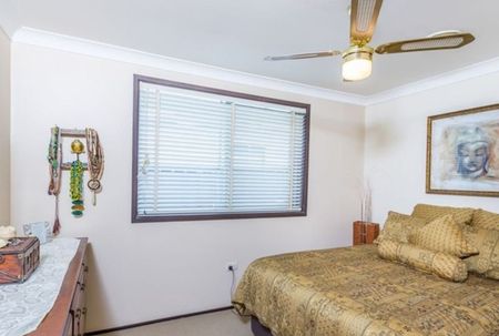 Spacious 3-Bedroom Brick Home in Convenient Location - Photo 3
