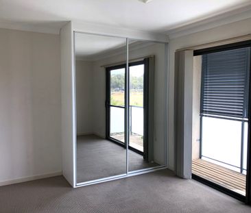 Modern 3 bedroom townhouse!!! - Photo 3