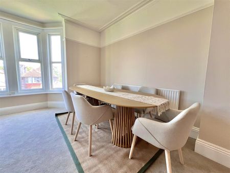 Manor Road, Bexhill-On-Sea, TN40 1SN - Photo 2