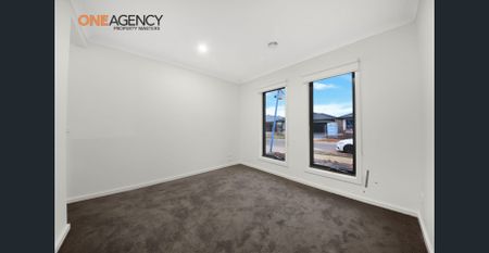 Amazing Family Home in Melton South!! - Photo 3