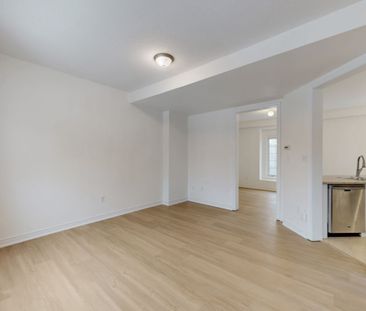 For Lease - 15 Old Colony Road Unit# 72, Richmond Hill, Ontario - Photo 4