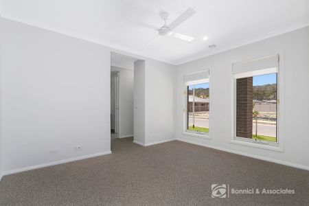 BRAND NEW FAMILY HOME IN HIGHLY SOUGHT-AFTER LENEVA - Photo 3