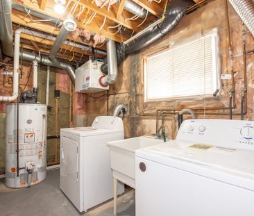 22 Prom Richelieu, Welland - 1 Bedroom + Den Lower Unit - Photo 6