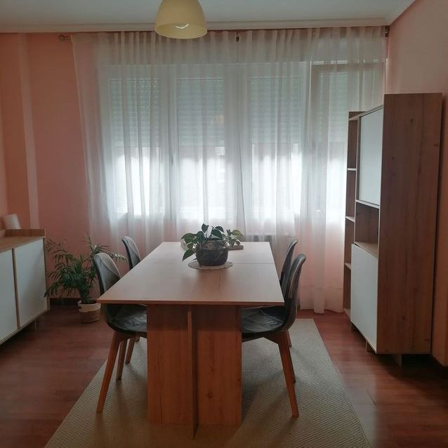 Alquiler de piso en Calle la Industria, 16 - Foto 1