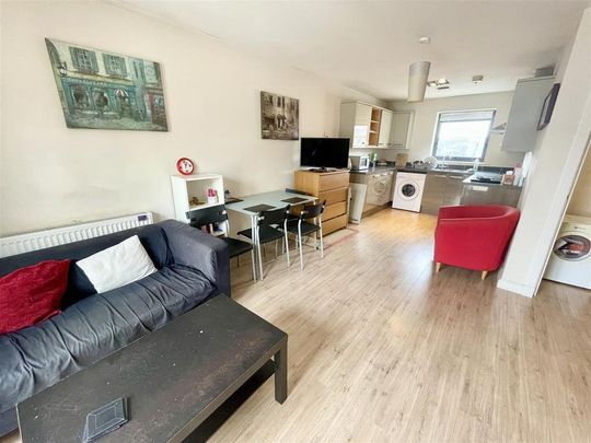 1 bedroom flat to rent - Photo 1