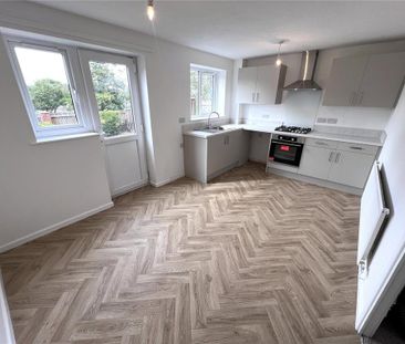 3 bedroom semi-detached house to rent - Photo 6