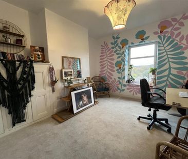 3 bedroom terraced house to rent - Photo 6