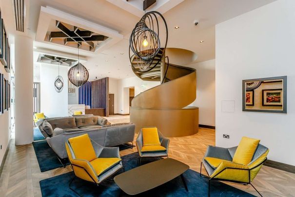 OCTOBER MOVE-INS | 1 BED APARTMENT | PARKING AVAILABLE | PRIME LOCATION | 24-HOUR CONCIERGE | RESIDENTS GYM - Photo 1
