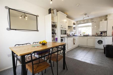 4 bedroom house to rent - Photo 5