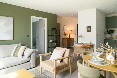 1 bedroom apartment in a new luxury development with free gym, co-working and over an acre of green space. - Photo 4