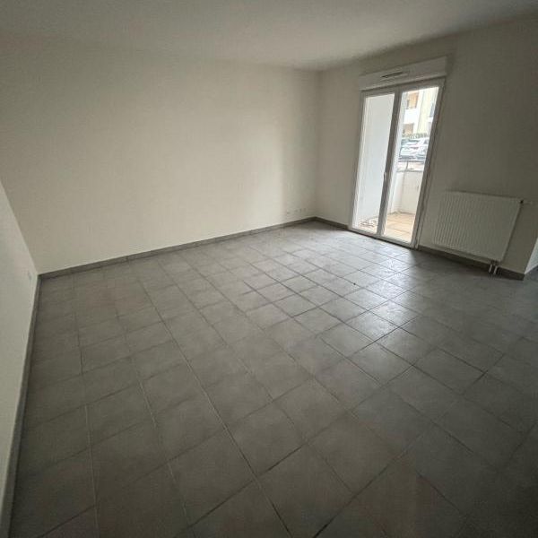 Appartement - T2 - OYONNAX - Photo 1