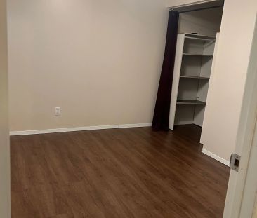 734 Pam Crescent - Photo 1