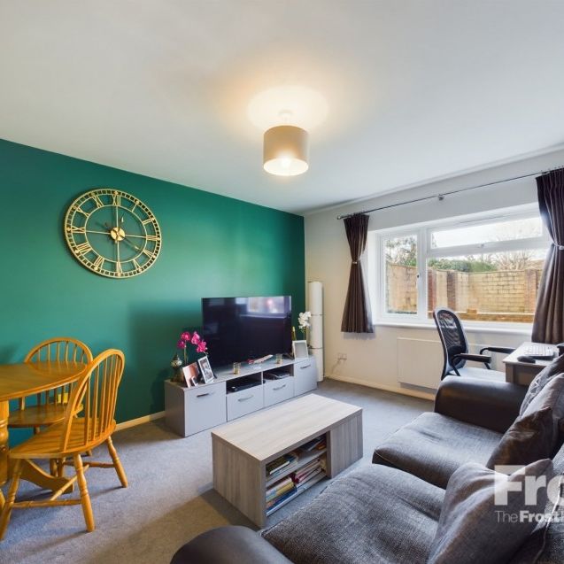 Percy Avenue, Ashford, Surrey,TW15 - Photo 1