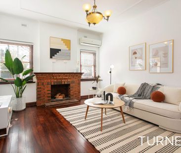 Beautifully renovated 2 bedroom home - Photo 1