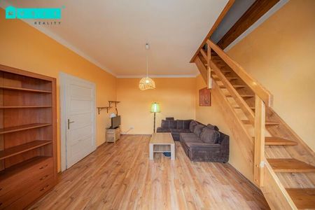 Pronájem velmi hezkého mezonetového bytu v Olomouci na ulici Polská - Fotografie 4