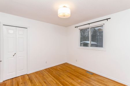 For Lease - 103 SHERWOOD Street, Kanata, Ontario - Photo 2