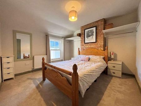 Rose Lane, Biggleswade, SG18 - Photo 2