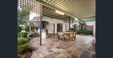 Original Home ~ Central Shepparton - Photo 2