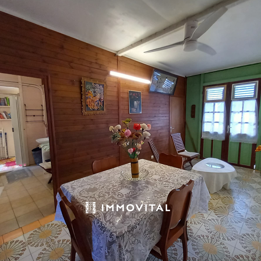 Location Maison 3 pièces 72m² LE MOULE 97160 - Photo 1