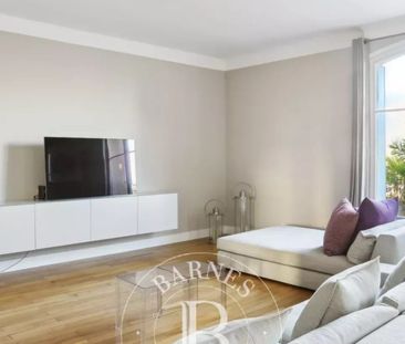 Appartement • Saint James-Général Koenig - Photo 1