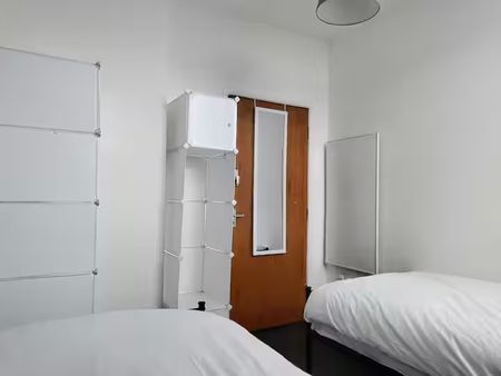 3 Bed Flat, The Study, M6 - Photo 3