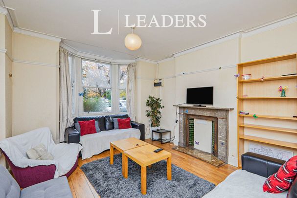 4 bedroom house to rent Devonshire Promenade, Nottingham, NG7 - Photo 1