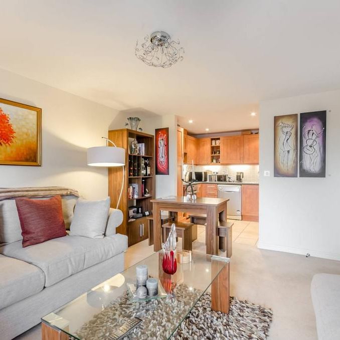 1 bedroom flat to rent - Photo 1