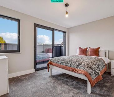 6 bedroom end of terrace house to rent - Photo 5