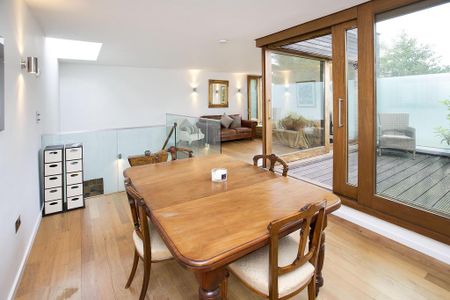 2 bedroom apartment to rent - Photo 4