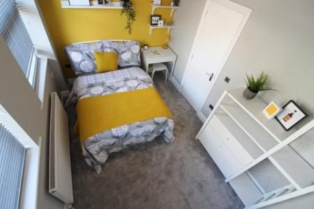 S8 - Albert Road - Double En-Suite -House Share - Photo 3