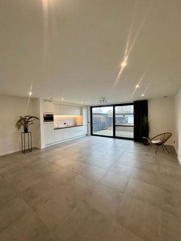 Prachtig gelijkvloers appartement met ruim terras en privatieve tuin - Foto 4