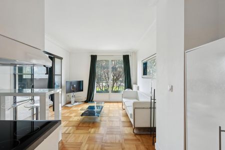 Location Appartement 2 pièces Meublé 40m² PARIS 16 75116 - Photo 5