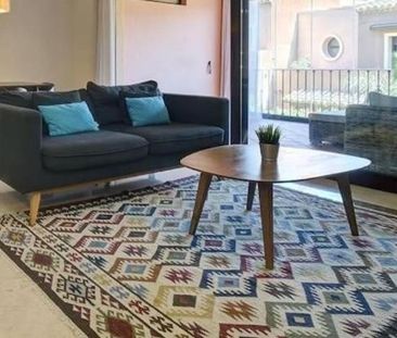 Luxury Townhouse for rent in Estepona, Andalusia - Photo 6