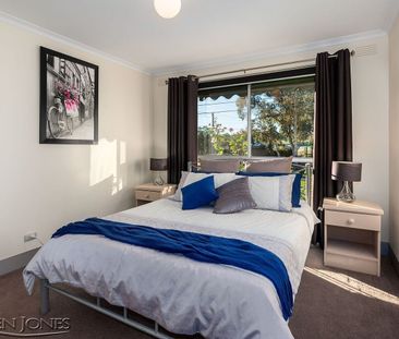 2 Warralong Avenue, Greensborough, Vic 3088 - Photo 3