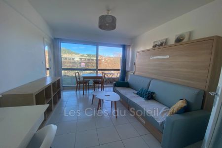 Location appartement studio 25 m² Hyères - Photo 2