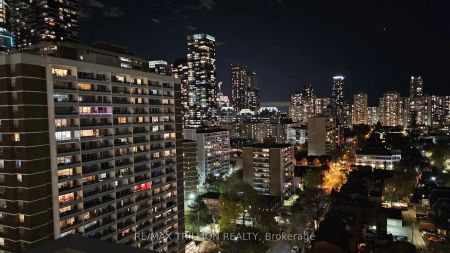 3 Gloucester Street #1802 - Photo 4