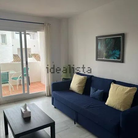 Alquiler de ático en Los Naranjos de Marbella - Photo 1