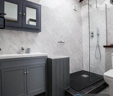 2 bedroom semi-detached house to rent - Photo 4