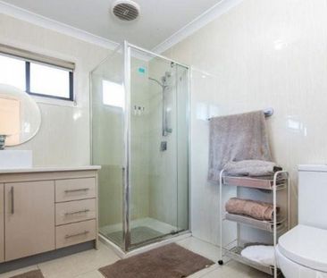 Affordable Comfort in Vibrant Dallas Locale - Photo 6